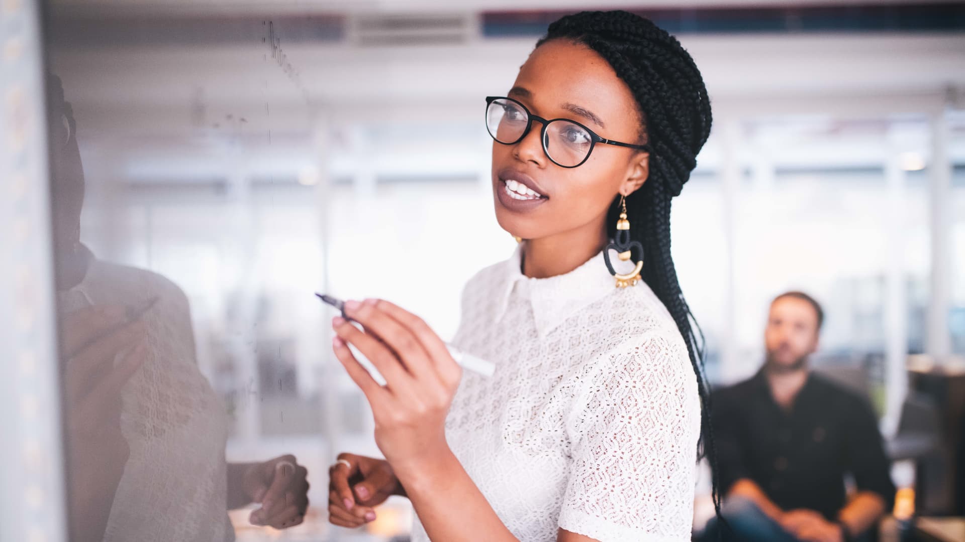 How to maintain financial independence in a long-term relationship