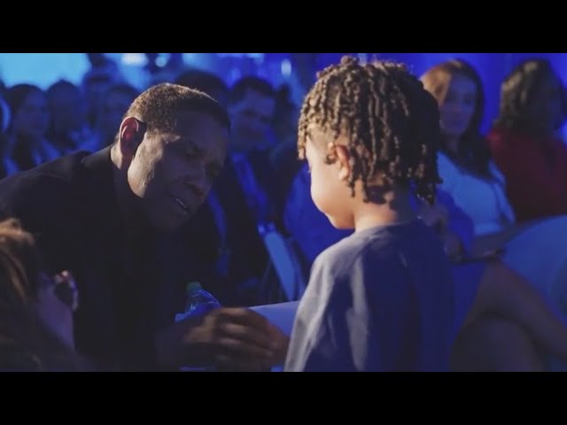 Celebrities, special guests celebrate new Boys and Girls Club opening in South Elgin