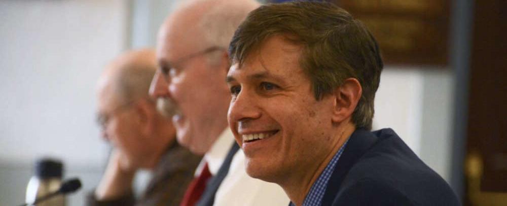 Alaska legislators prepare to talk taxes after grim new oil revenue forecast