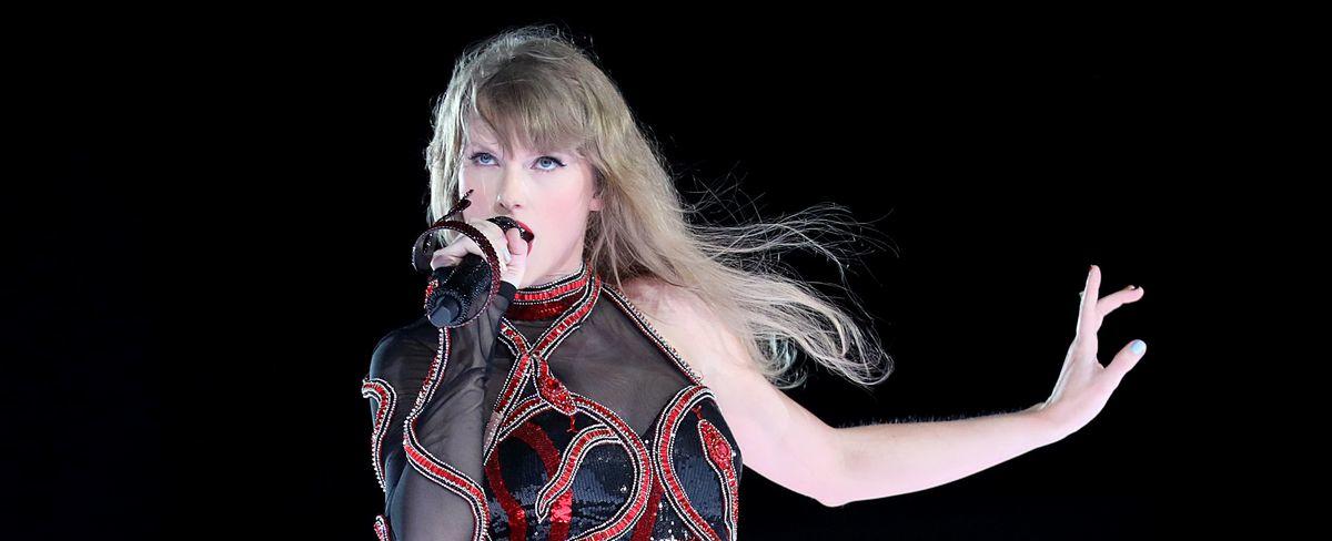 How Taylor Swift Handled Joe Alwyn Breakup at First Eras Tour Concert Since News