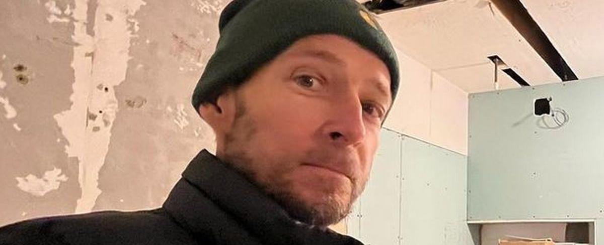 A Place In The Sun's Jonnie Irwin shares home renovation update amid cancer battle