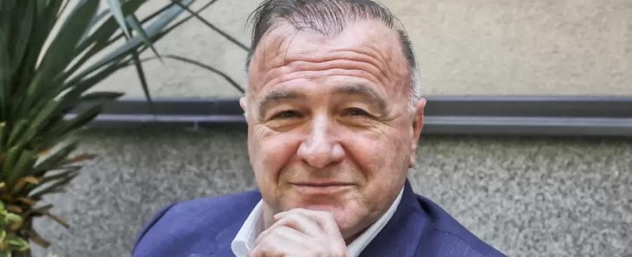 Momčilo Mandić, suvlasnik SDS-a, u Beogradu je predstavnik firme iz Bijeljine koja ne radi već pet godina; Borenovićevo naricanje nakon otvorenih prijetnji koje su upućivali njegovi najbliži saradnici