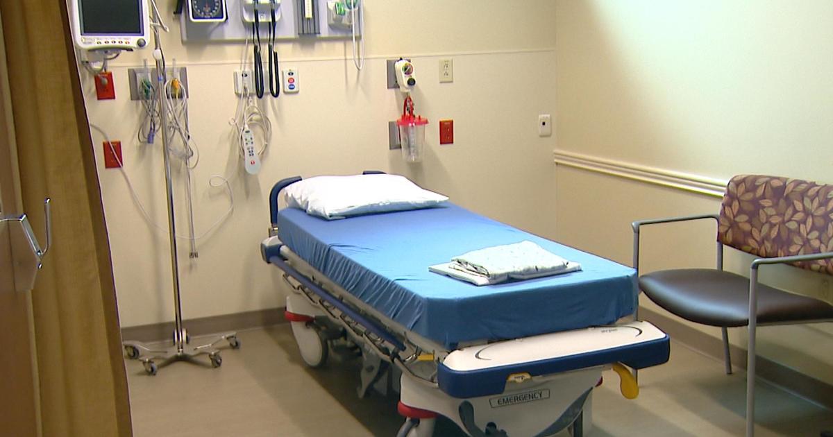 Seniors are saving money on prescriptions, HHS secretary says