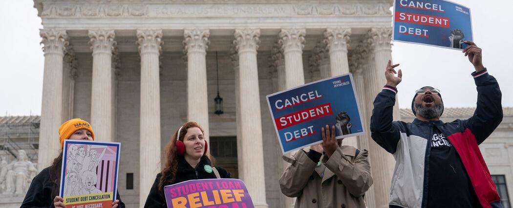 Supreme Court Won’t Block Student Loan Class-Action Settlement