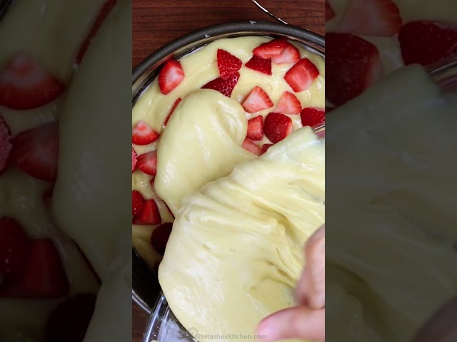 Scrumptious Strawberry Cake in a Snap - The Ultimate Quick and Easy Recipe!  #shorts