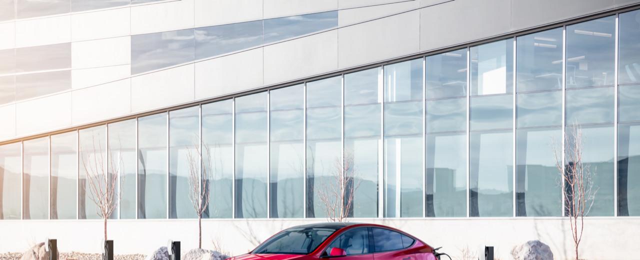 Study: Workplace EV charging could cut need for more power plants
