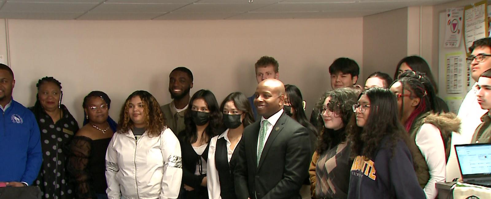 Milwaukee high schoolers receive career advice from Mayor Cavalier Johnson