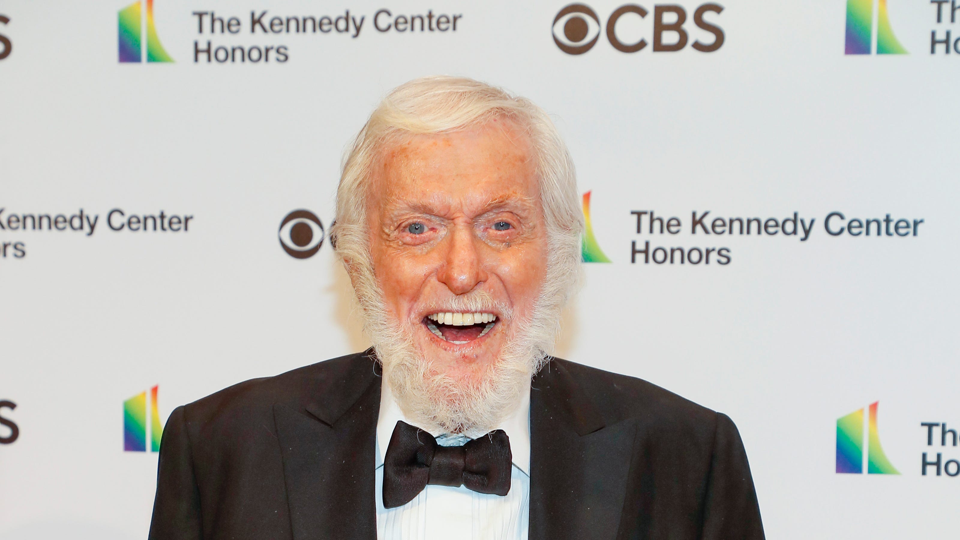 Dick Van Dyke alleges 'airbags did not deploy' in single-car crash