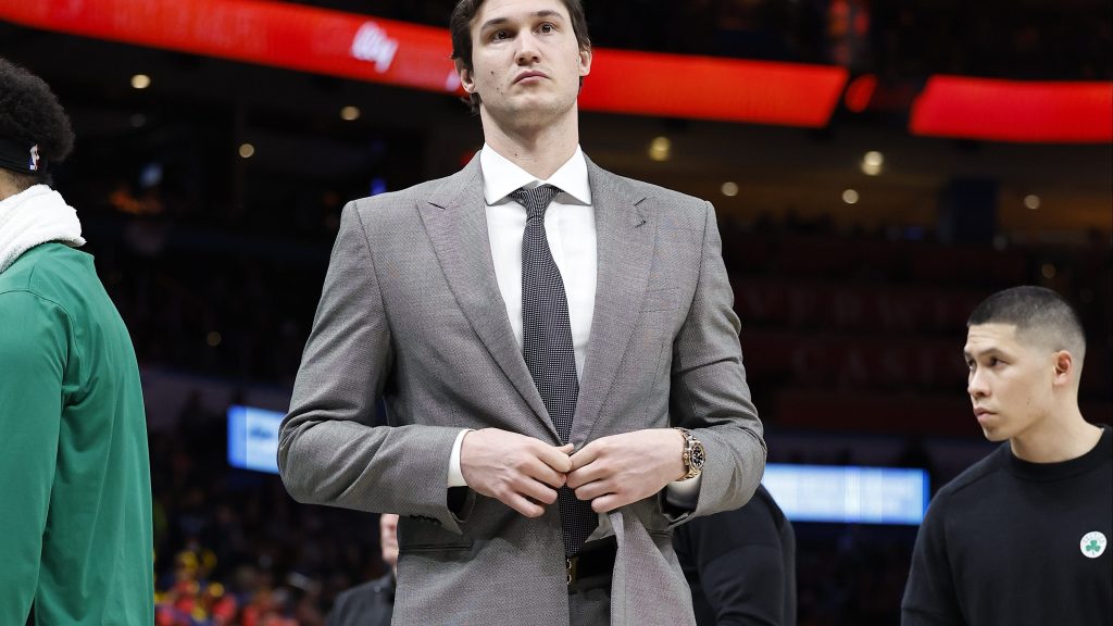 Embiid, Gallinari going through workouts ahead of G1 of East Semis