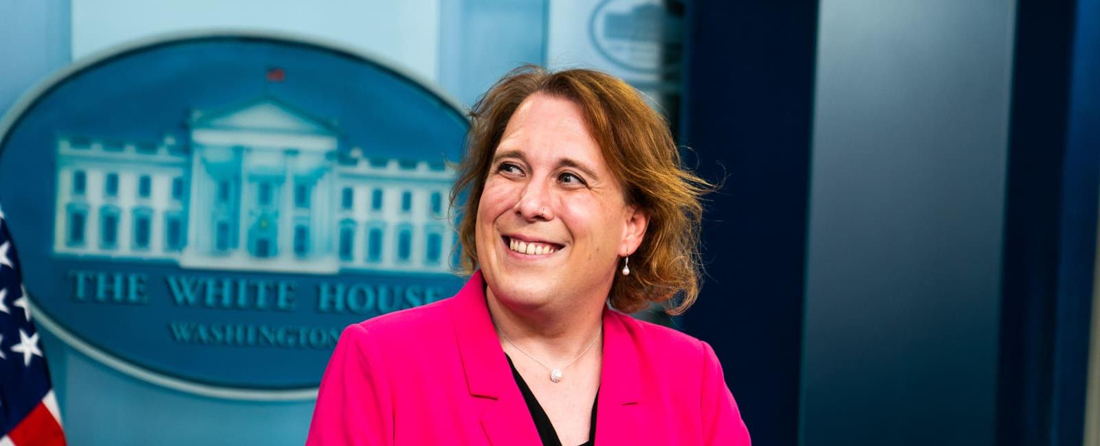 'Jeopardy' champ Amy Schneider's best career advice