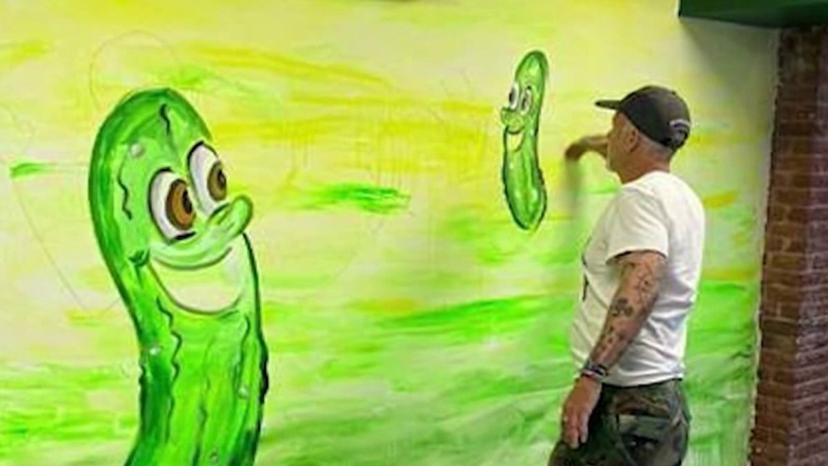 Meet The Artist Whose Work Can Be Seen On Celebrities & Pickleball Courts
