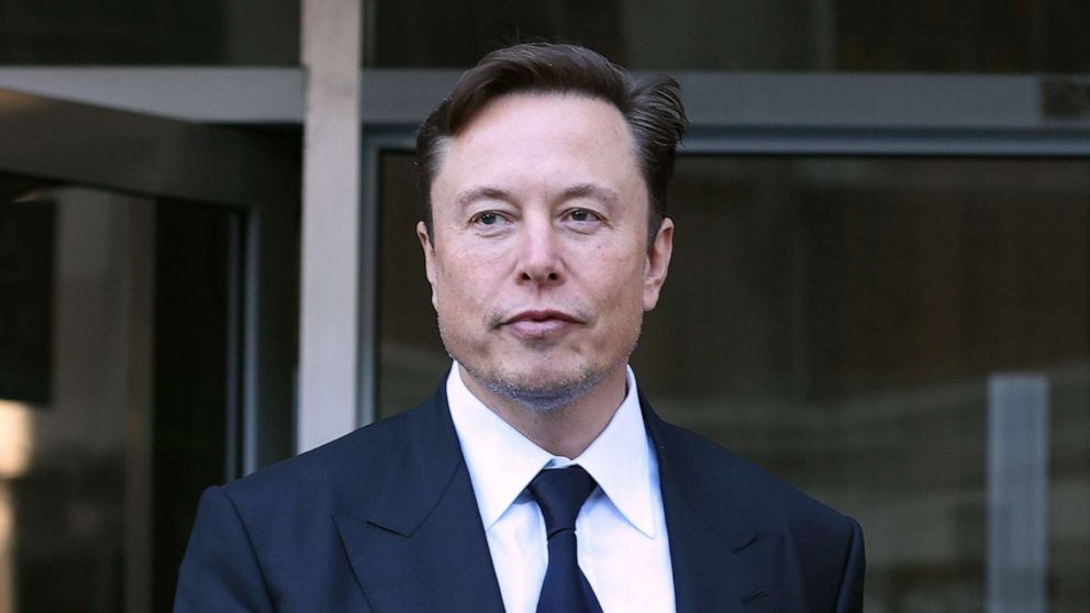 Twitter revives blue checkmark for some celebrities, including dead ones