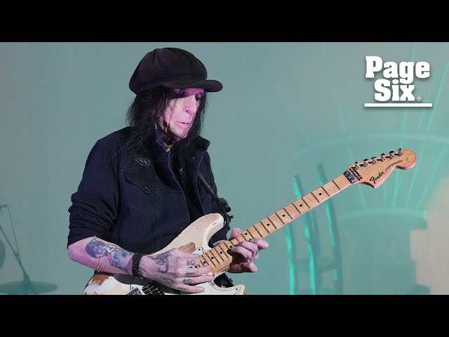 Mötley Crüe guitarist Mick Mars files lawsuit against band 