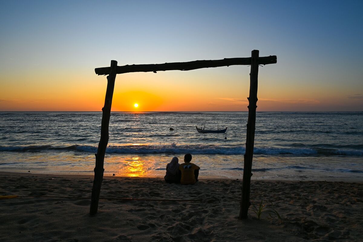 Personal Finance: Don't Give Up Your Vacation Days