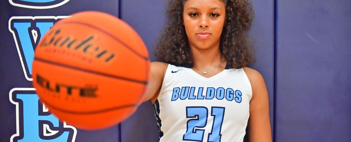 Robinson’s game led Lady Dogs to 2nd-half run, playoff appearance