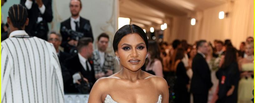 Mindy Kaling Talks Fitness Journey, Reveals Secret for Her Workouts: Photo 4931716