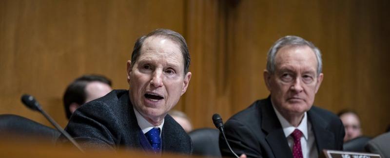 Credit Suisse is still helping ultra-wealthy Americans evade taxes, Senate panel says | CNN Business