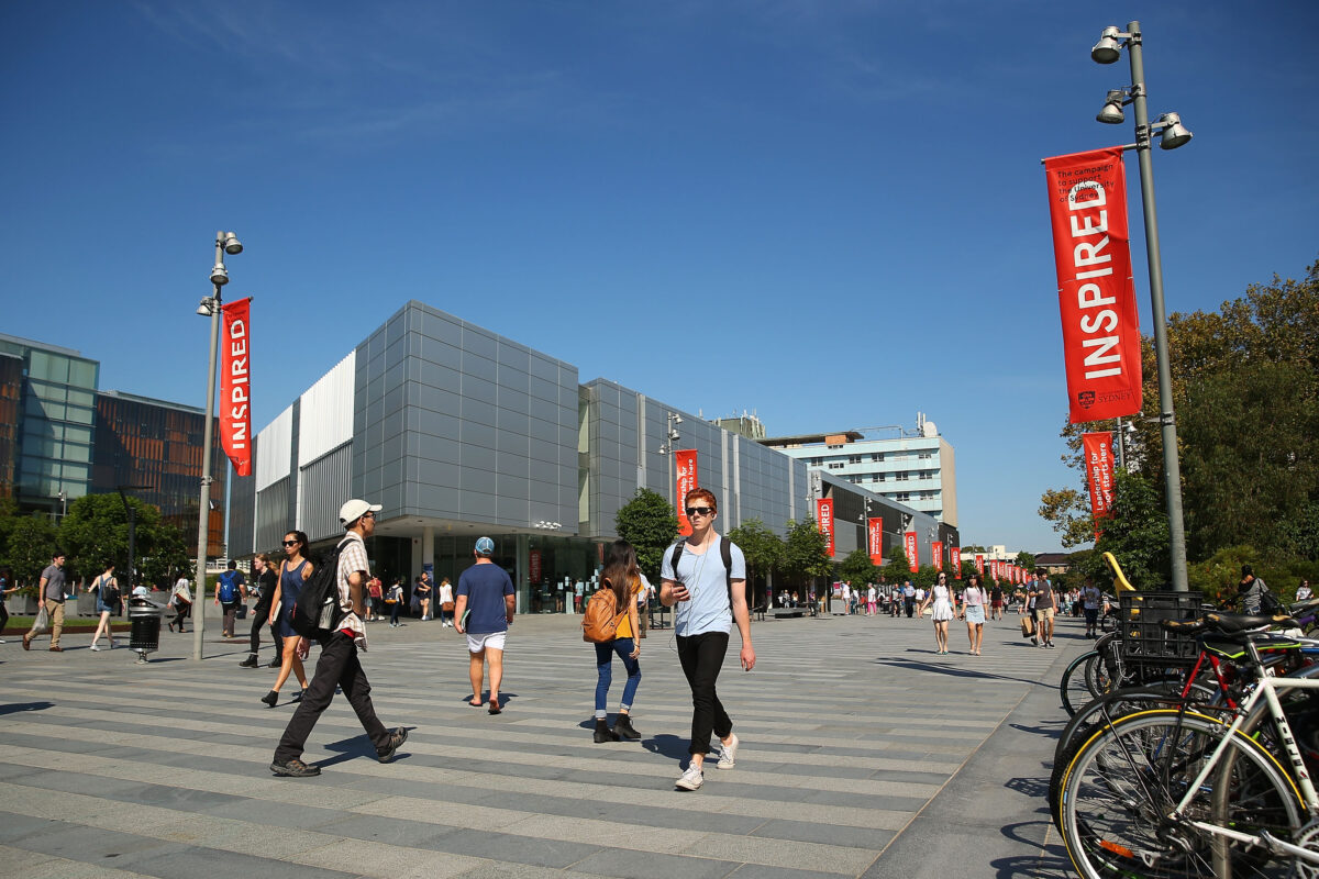 Senate Turns Down Greens’ Bill to Free Student Debts