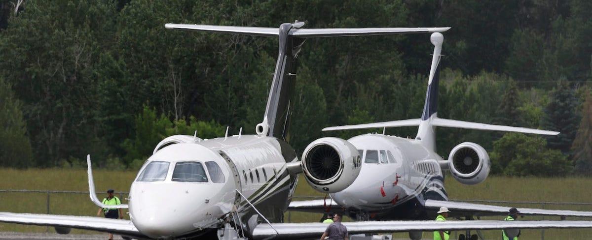 Ultra-Wealthy Private Flyers Are Costing Average Flyers a Lot in Taxes
