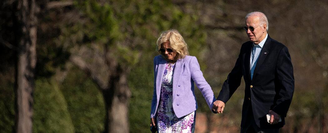 Bidens Reported Earning $580,000 and Paid $170,000 in Taxes in 2022