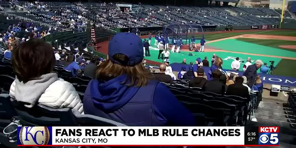Royals fans enjoy interactions at team workouts before opening day