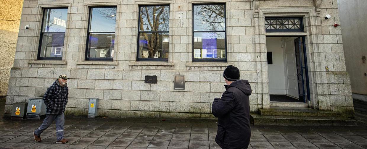 KBC Bank to permanently close all but one of its branches in Ireland today
