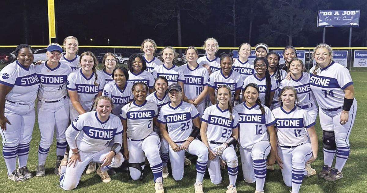 Lady Cats Softball beats Greene County 10-4