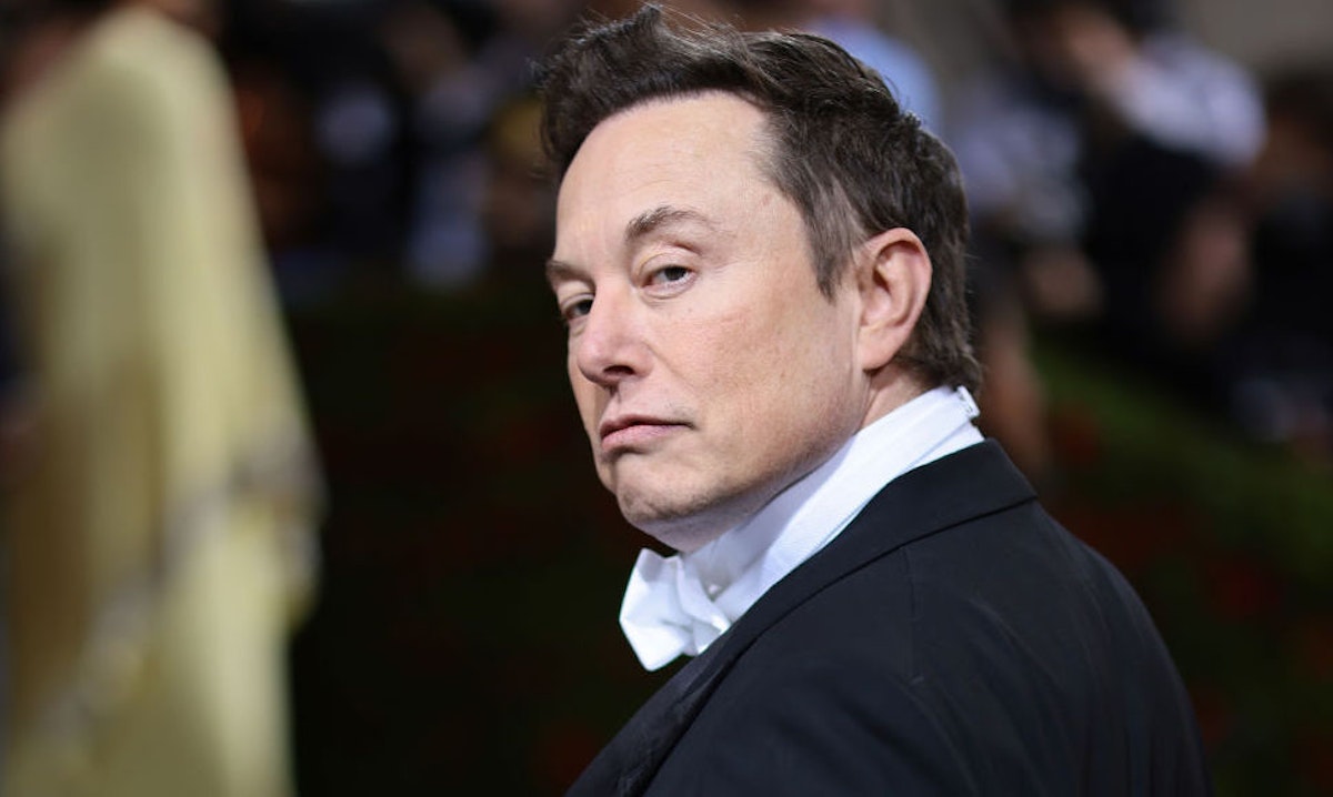 Elon Musk Takes Away ‘Blue Check’ Verification From Celebrities And News Outlets, Confusion And Hilarity Ensue 