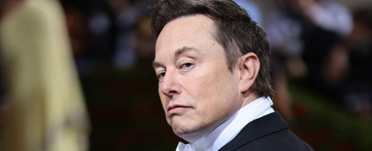 Elon Musk Takes Away ‘Blue Check’ Verification From Celebrities And News Outlets, Confusion And Hilarity Ensue