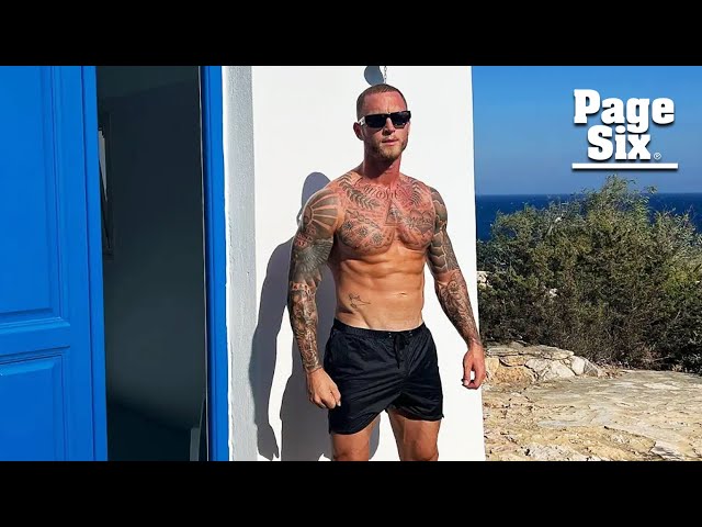 Tom Hanks’ son Chet talked to himself ‘for 2.5 hours straight’ on hike 