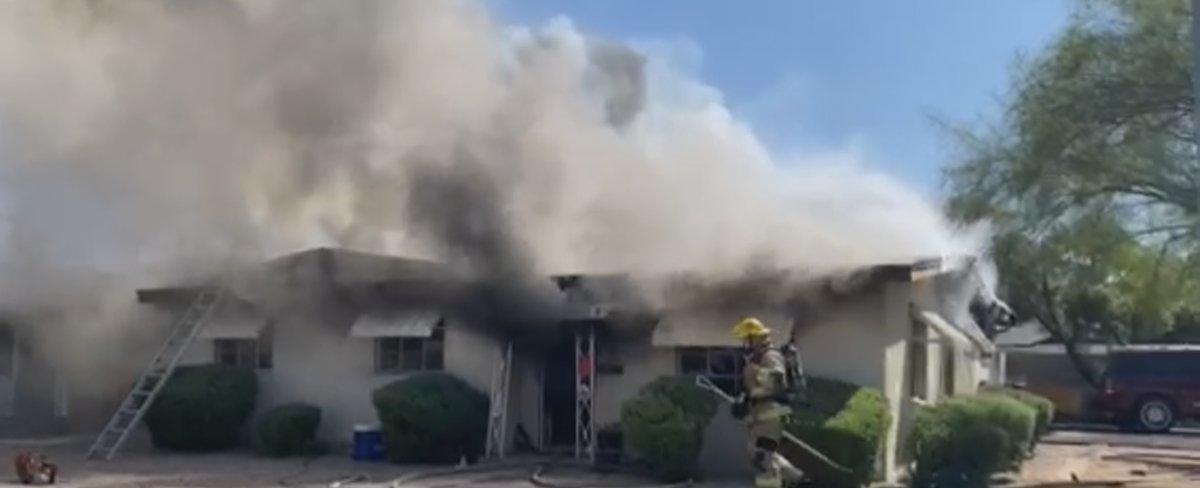 11 people, 6 dogs displaced after fire breaks out in Phoenix home