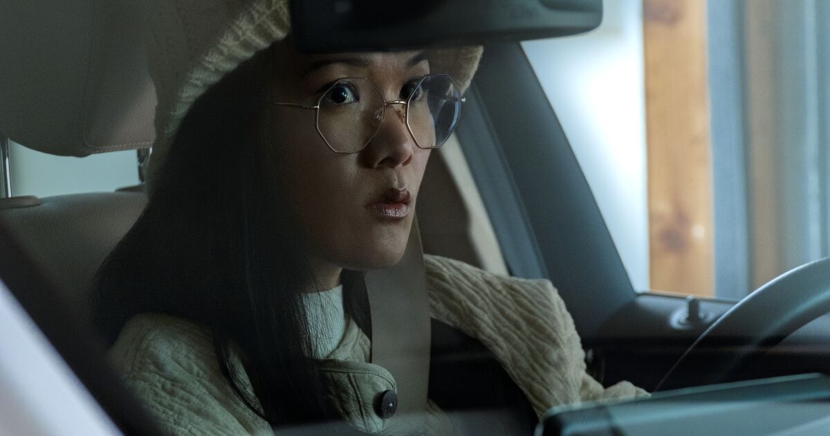 'Beef' on Netflix tests the viewer's patience. Why it works