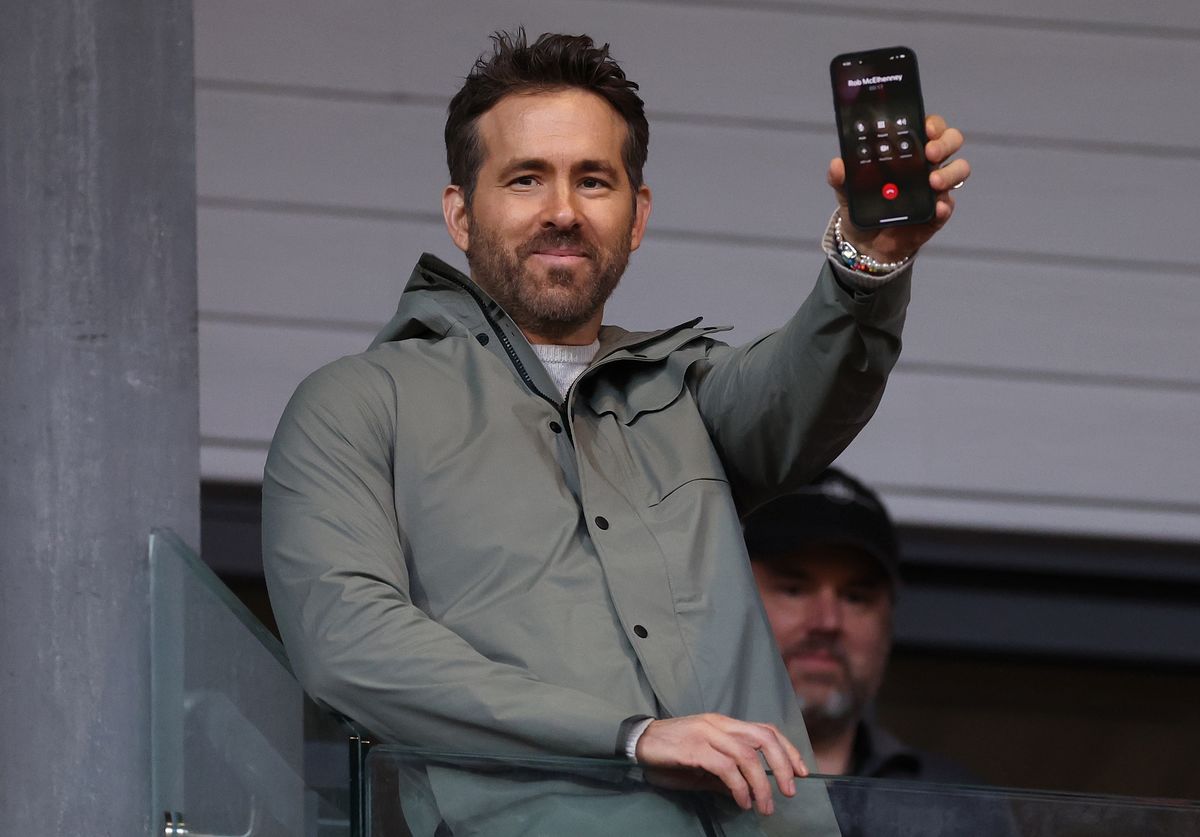 Celebrities Want to Make Ryan Reynolds Aviation, Mint Mobile, Wrexham Money
