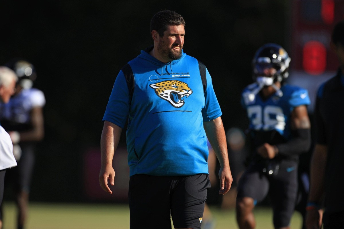 Airports, Workouts and Film: What the Pro Day Circut Means for the Jaguars' Assistant Coaches