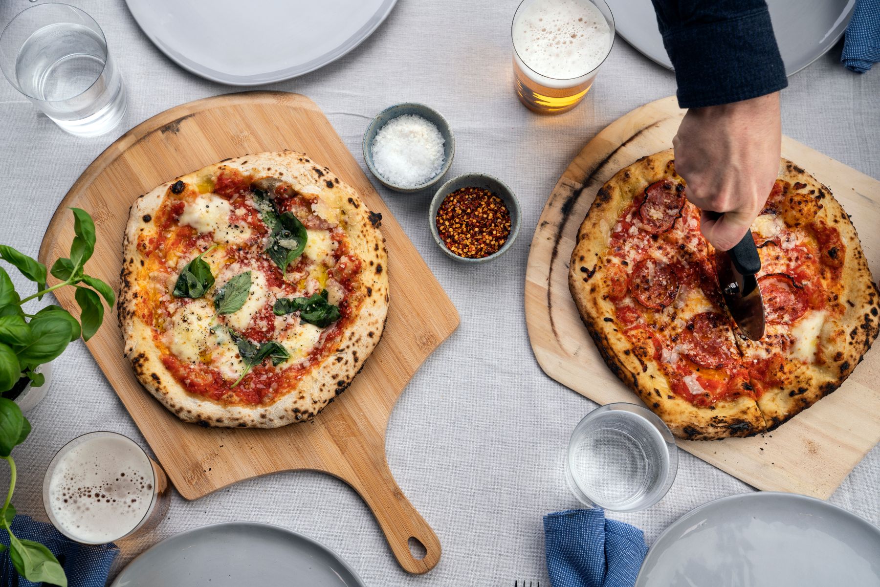 Ooni Karu 12G Multi-Brennstoff Pizzaofen – bullerjan