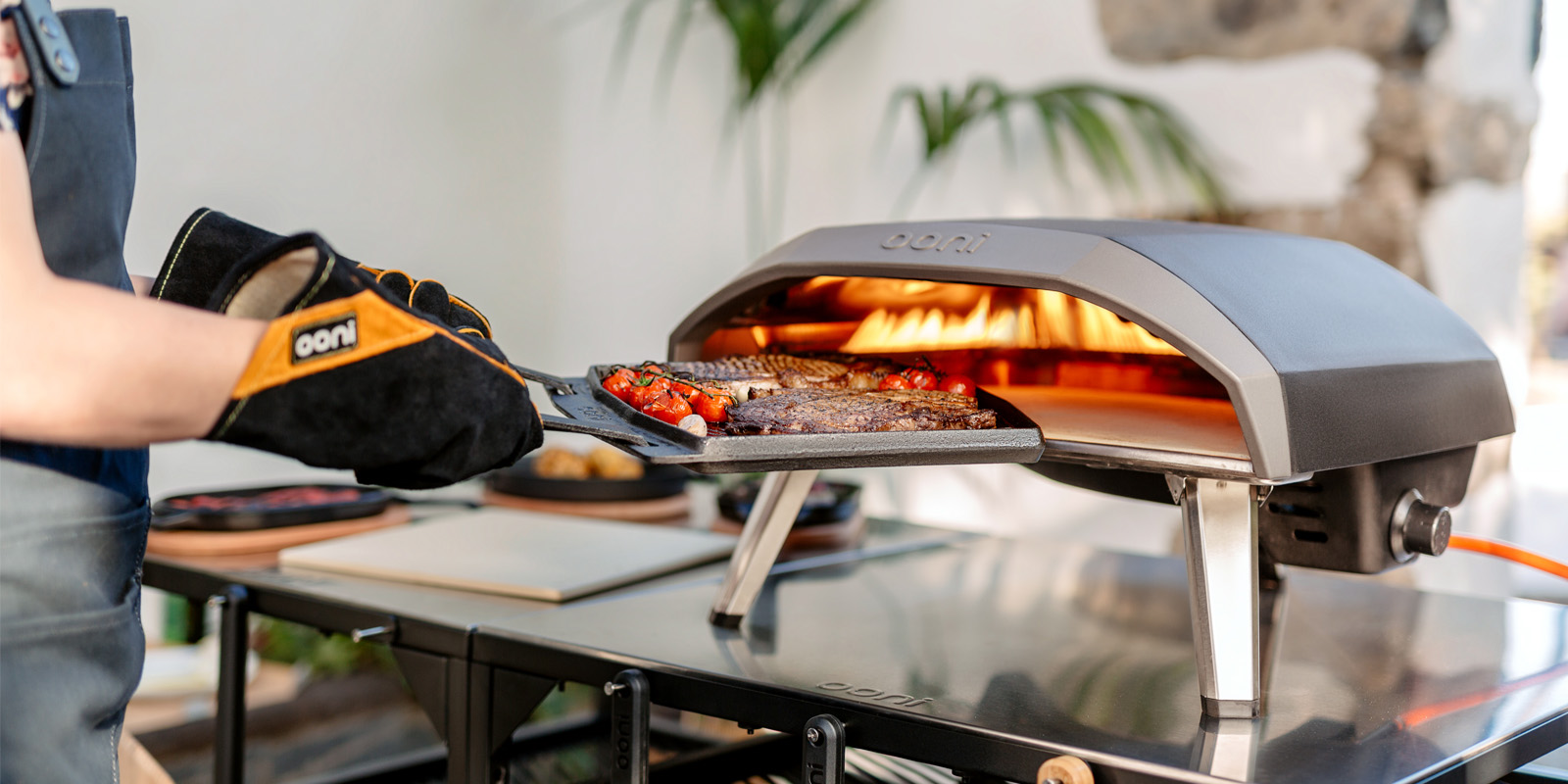 Gants Ooni anti-chaleur cuir daim noir pour four à pizza 