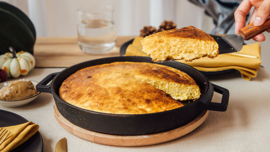 Buttery Maple Skillet Cornbread