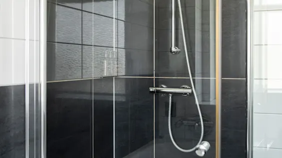 Home Hotel Atlantic - Deluxe Room - Shower