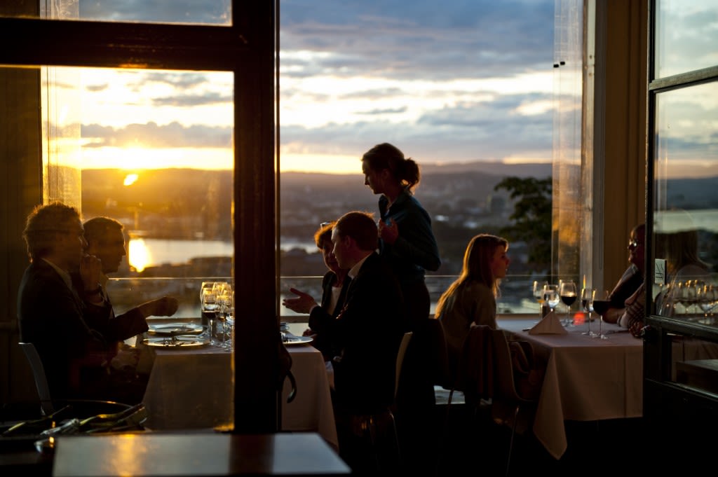 Best places to eat a business lunch in Oslo Strawberry