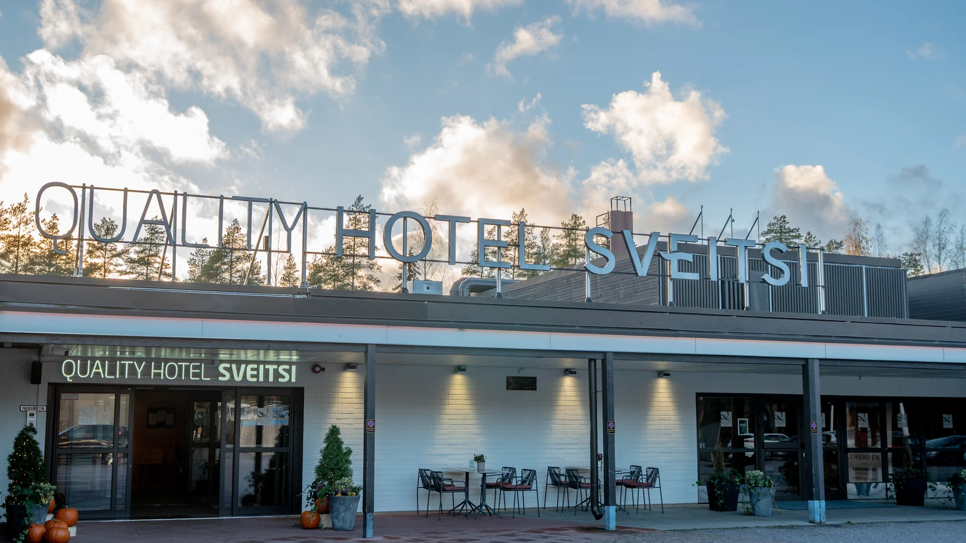 www.hotelsveitsi.fi