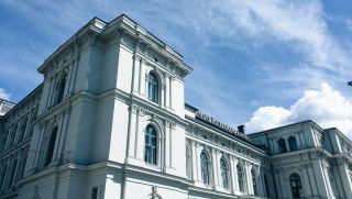 facade-comfort-hotel-grand-central