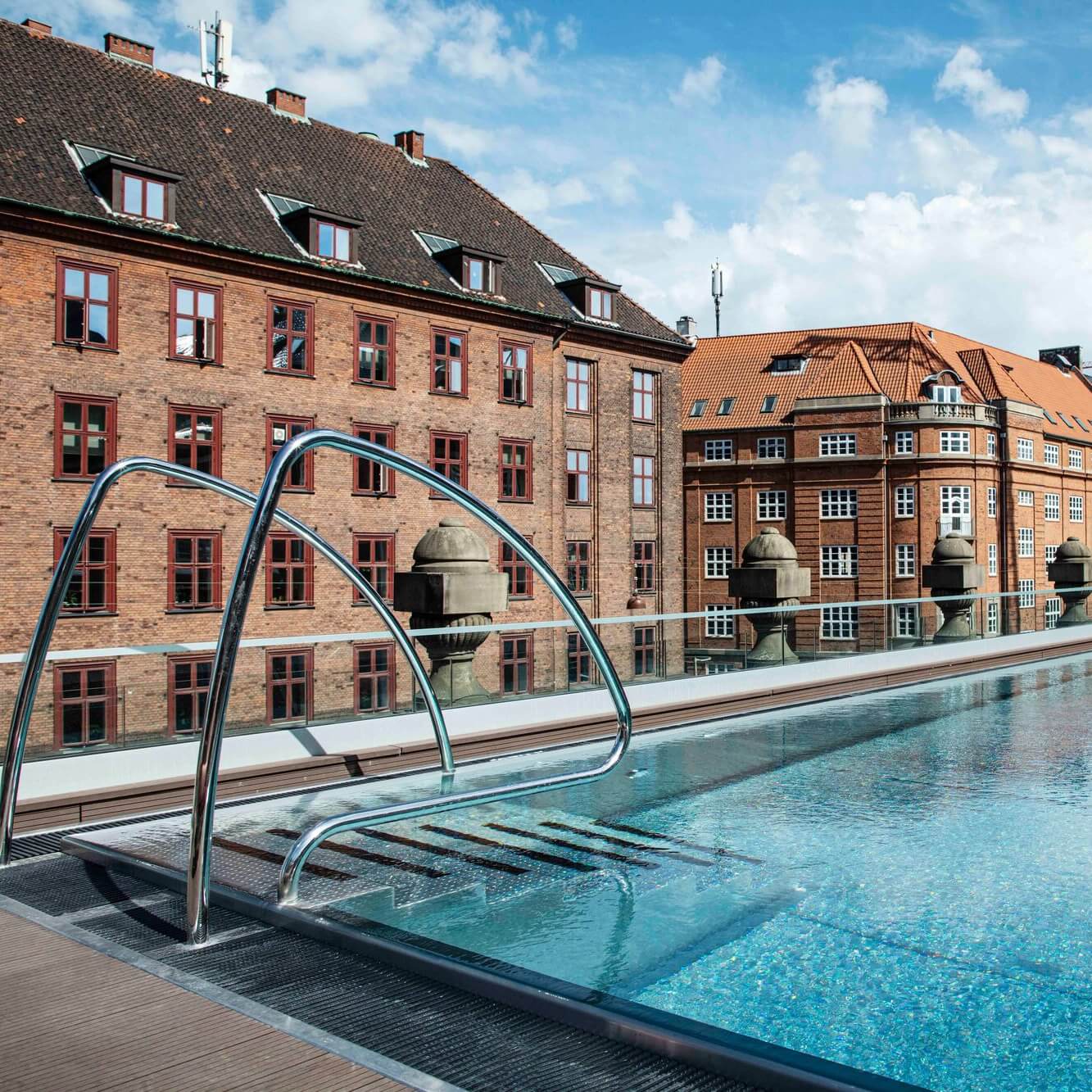 Rooftop pool at hotel Villa Copenhagen.