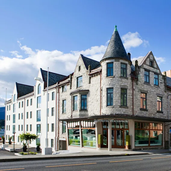 Exterior view of Quality Hotel Waterfront in Ålesund on a sunny day.