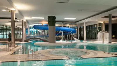 swimming pool waterslide fredrikstad sarpsborg