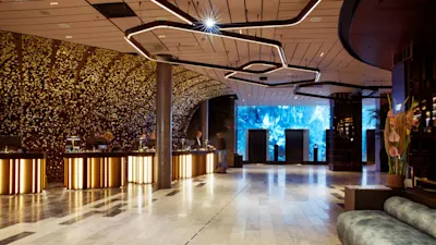 Clarion Hotel The Hub