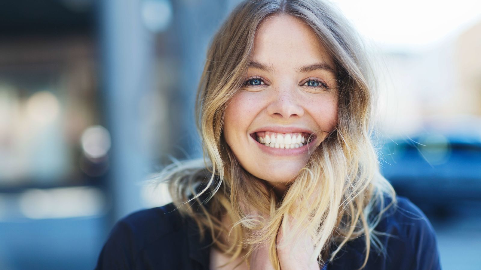 Nordic Choice Hotels rekrytering - glad kvinna som ler