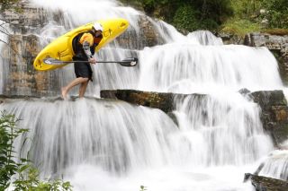 Man-with-kayak-Voss-102008-99-0007-1500