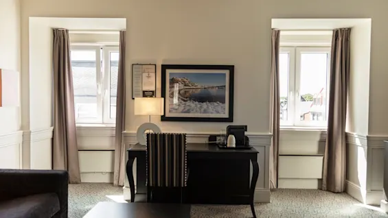 Home Hotel Atlantic - Deluxe Room - Desk