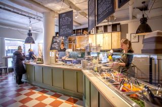 ROST restaurant counter