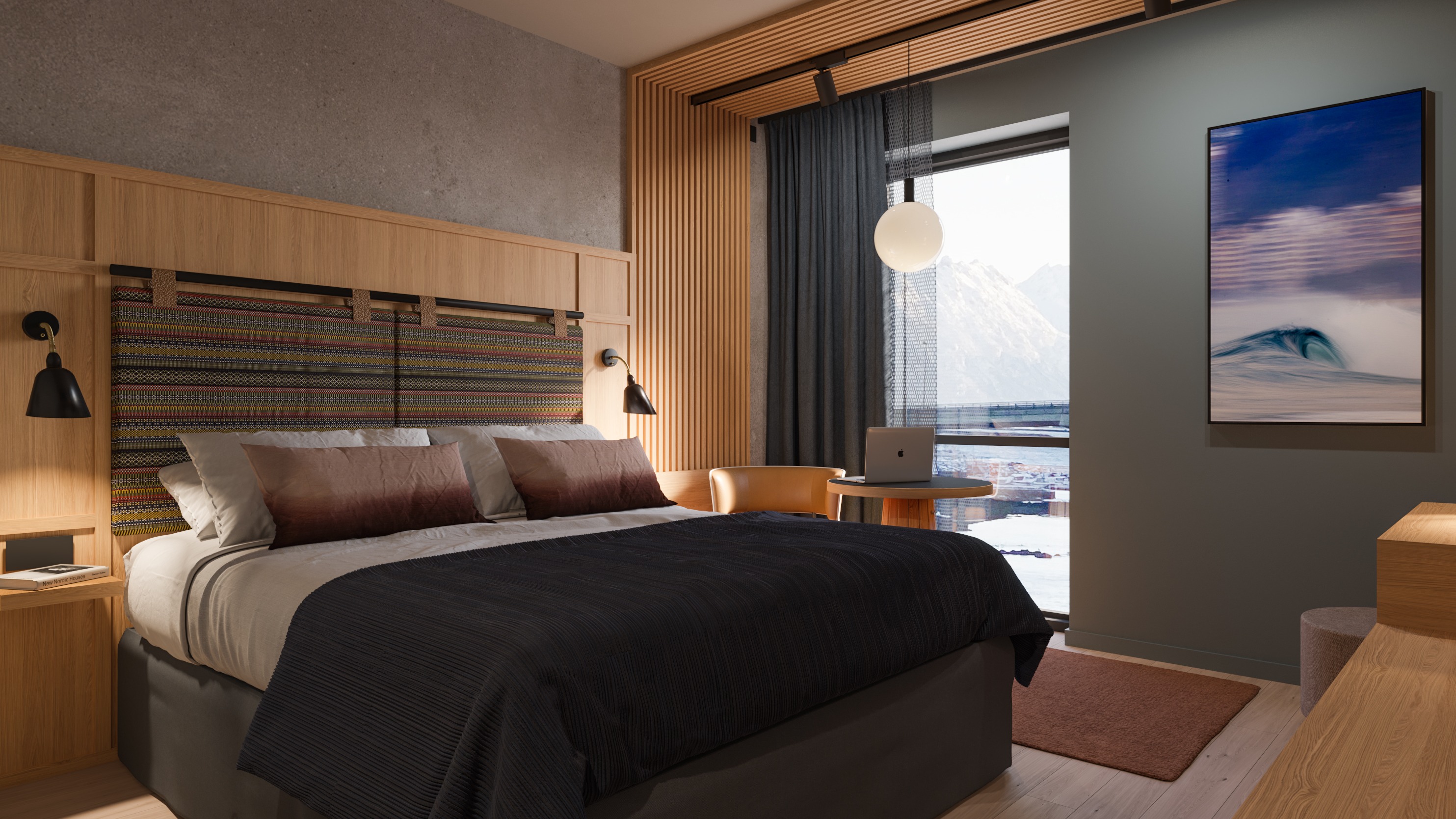 Et moderne hotelværelse med komfortabel seng, bærbar computer på bord og stor vinduesudsigt over sneklædte bjerge.